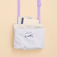 【Afternoon Tea LIVING】マルチホルダー ¥3,960/ショルダーベルト付きで肩掛けにも対応しており、マルチに使える便利なアイテム