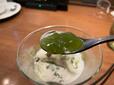 底の層から出てくる抹茶ゼリー。こちらも抹茶の爽やかな香りが楽しめるよう、甘さは控えめ。【びっくりドンキーの抹茶スイーツ】