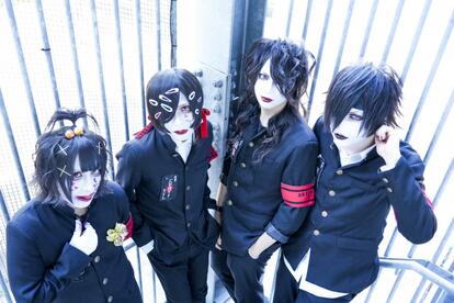 V系】注目の新生「鐘ト銃声」を徹底解剖！メンバー全員ロング