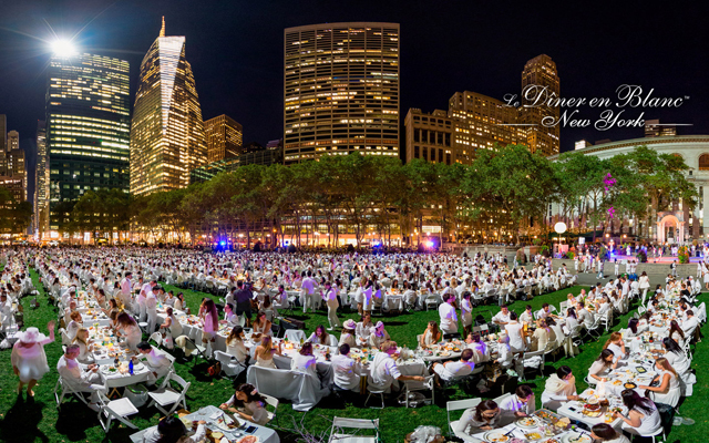 超優雅な“白”で統一されたパーティー「ディネ・アン・ブラン」