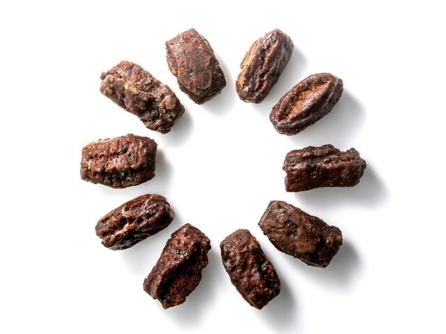 「かりんとドーナツ」＜価格：10個入 600円＞【上野駅にドーナツ大集結！“米粉のドーナツ”に“カラフルドーナツ”、“パンダの焼きドーナツ”も！「上野どうなつ園」開園！】