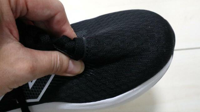 【ニューバランス　ランニングシューズ W413】アッパー素材は足当たりの良いやわらかさ。長時間履いてもストレスフリーです♪