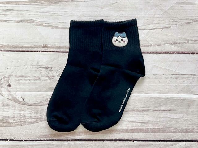 大きめの刺繍がアクセントに！かわいい〜！【GU（ジーユー）ソックス Chiikawa】