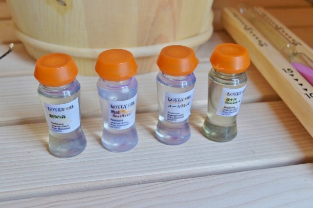 ロウリュ用のフレグランスも選べる