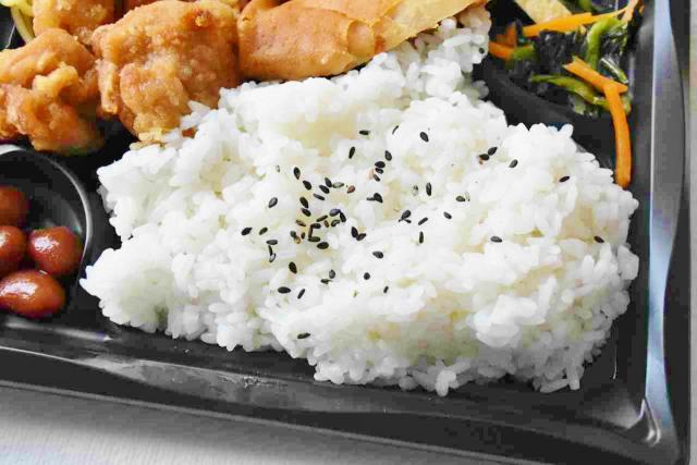 ごはんの量がスゴイ！