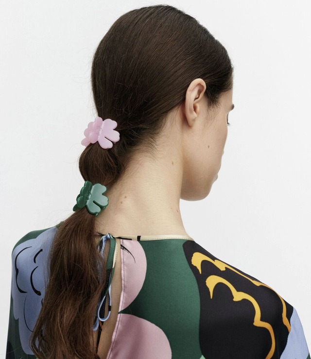 【マリメッコ新作】【マリメッコ新作】Nano Unikko ヘアクリップセット ￥8,470