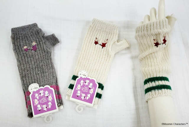 【ムーミン】「アームウォーマー」￥990（株式会社ウイックスより11月15日発売予定）