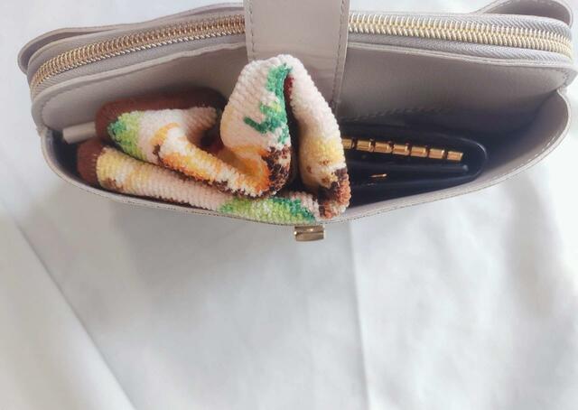 ハンカチ、キーケースを入れた状態