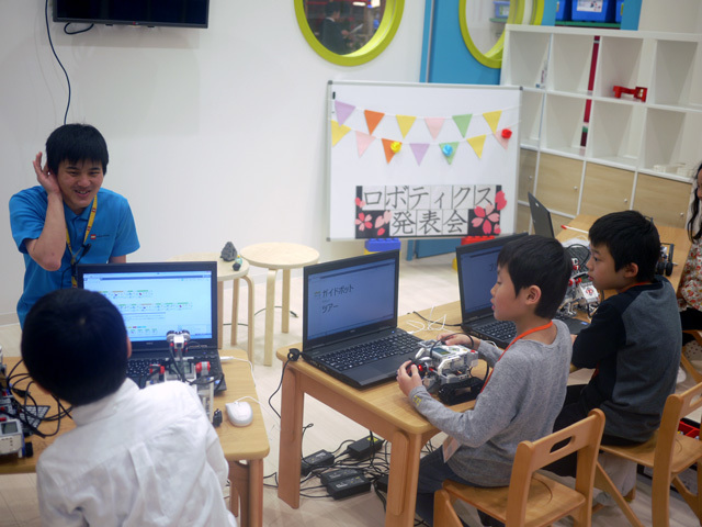 「レゴ®スクール」発表会の様子