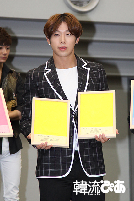 U-KISSフン＠「KMF」会見