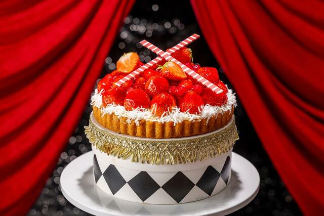 「ストロベリータルト」＜期間：2026年1月9日～3月8日＞【【ヒルトン名古屋】ホテルメイドのストロベリースイーツが並ぶ♪甘美な“ストロベリースイーツビュッフェ”開催！】