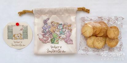 ディズニー行ったら即買いして！「ダッフィー最新お菓子」“全種完食