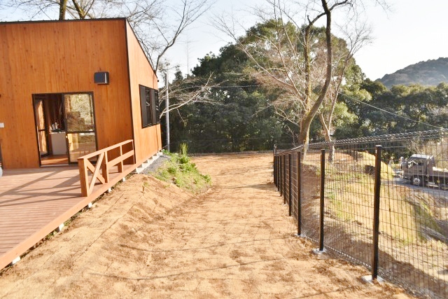 「コクーン」はドッグランつき