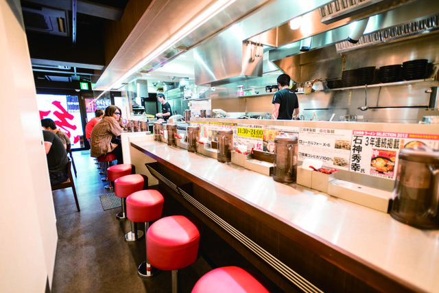 麺創研 紅 国分寺店