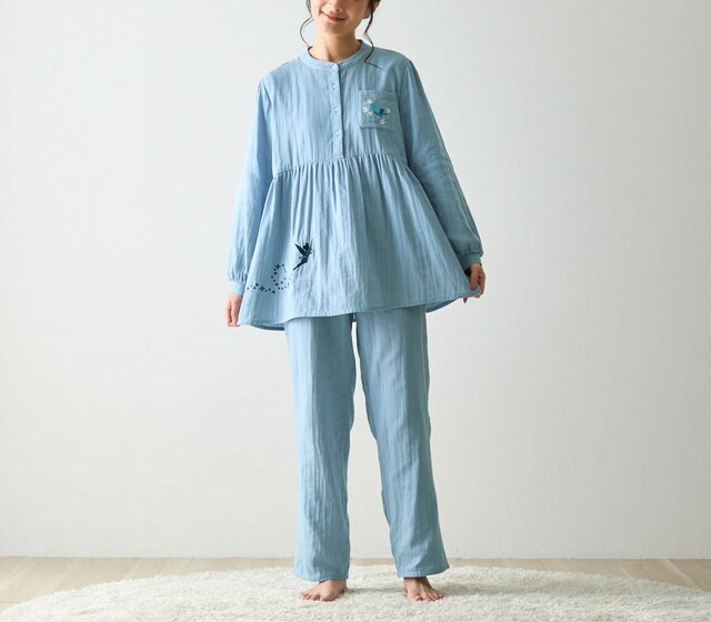 ダブルガーゼのフレアパジャマ「ティンカー・ベル」｜￥5,990 （税込）