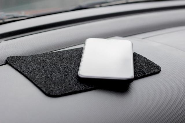 【ダイソー】ワイドタイプすべりどめシート／100円