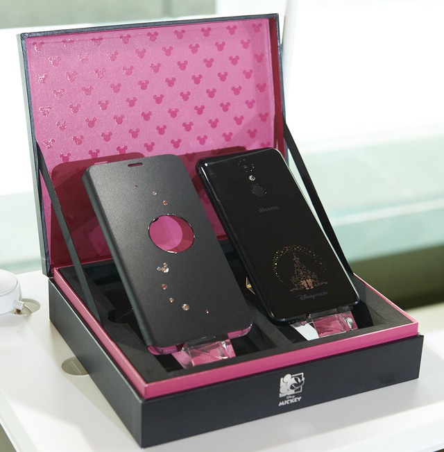 Disney Mobile on docomo「DM -01K」