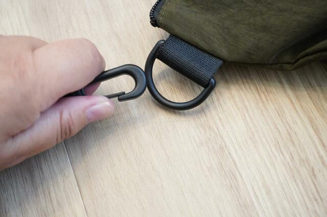 ショルダーストラップは取り外しできる