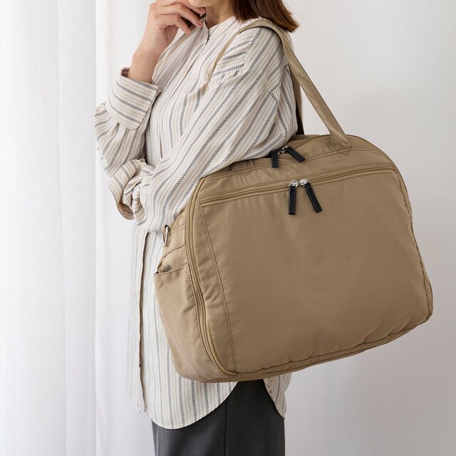 旅先での整理整頓もラク!荷造り上手な3WAYボストンバッグ