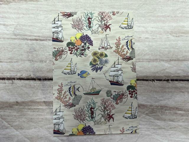 夏のバカンスの雰囲気を感じられる柄♪