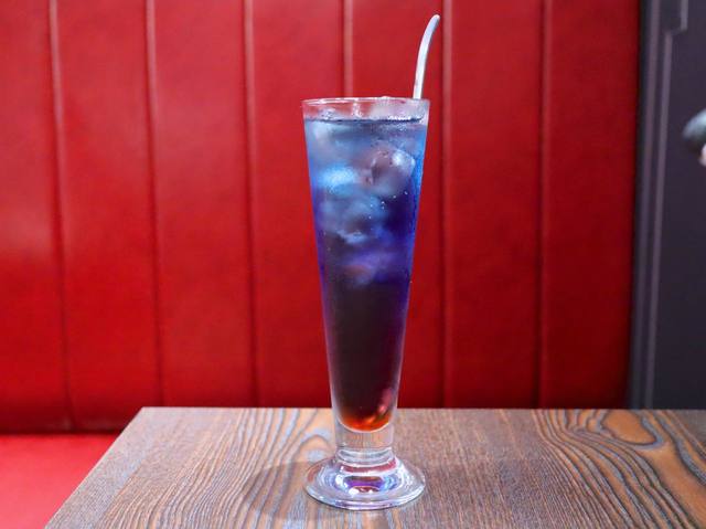 ティフォニウム・カフェ　