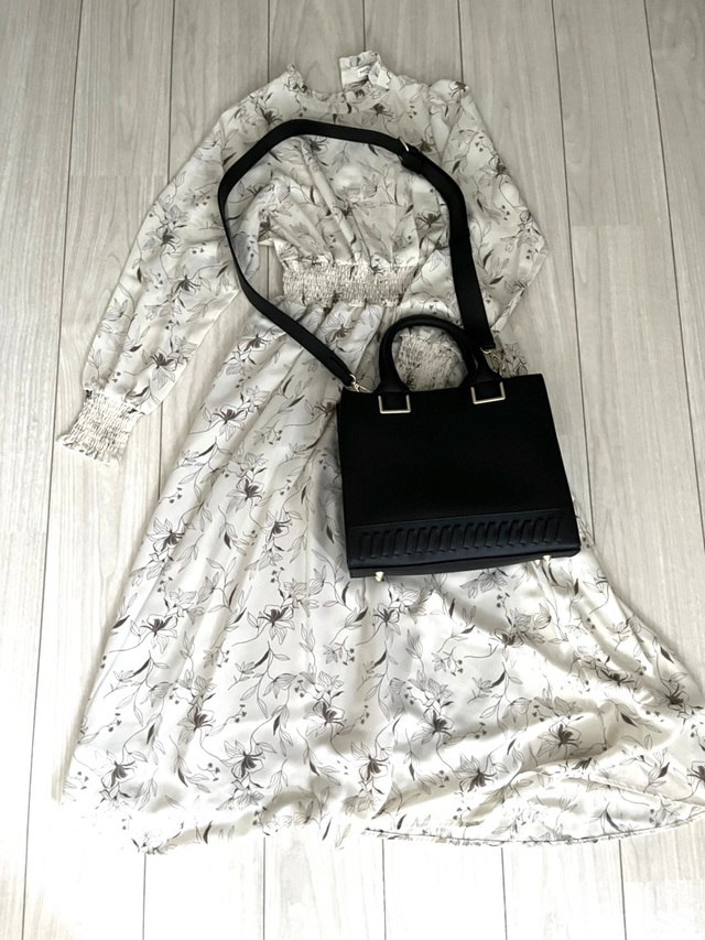 【ファッションセンターしまむら　2WAYバッグ（スザンヌ）】ショルダーベルトは取り外し可能