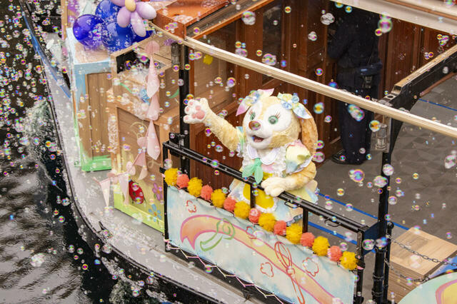 ダッフィー&フレンズのカラフルハピネスジャーニー