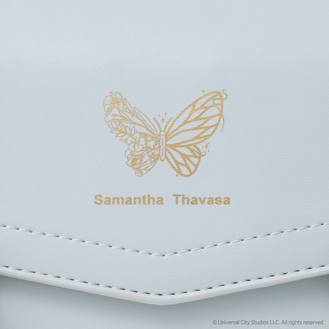 【サマンサタバサ】『ウィキッド 永遠の約束』コラボレーションアイテム　ショルダーバッグ：￥29,700　2026年2月2日(月)～サマンサタバサ展開店舗、公式オンラインショップにて予約販売開始2026年2月9日(月)～　サマンサタバサ展開店舗にて販売開始