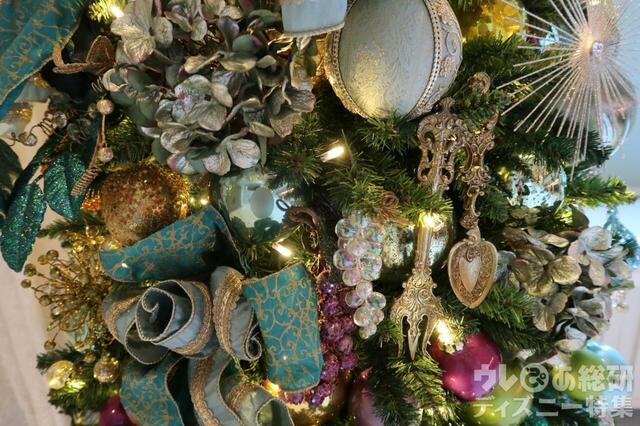 東京ディズニーシー・ファンタジースプリングスホテル クリスマスツリー