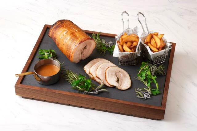 「ポルケッタ」<期間:2026年2月16日~4月30日>【【札幌】おおきなイチゴのズコットや豪快な肉料理も楽しめる♪ランチブッフェ「イタリア郷土料理フェア」で春を先取り!】