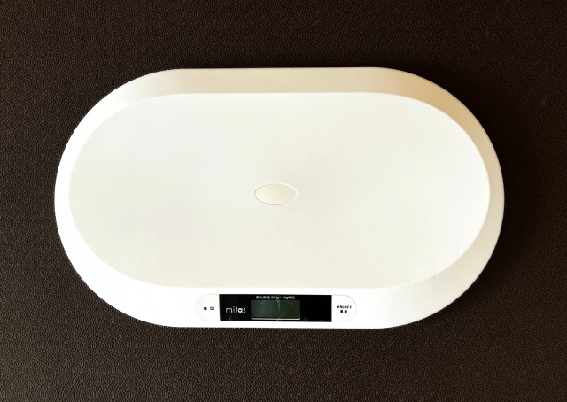 「ペット用の体重計」ってこんな使いやすいんだ…！愛犬に乗ってもらってみた（画像あり） - ハピママ*