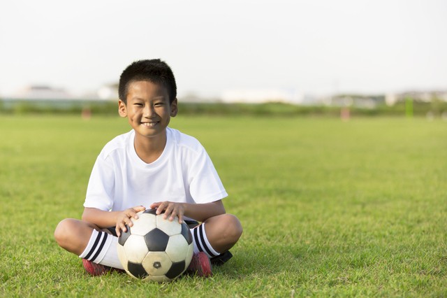 子育て デンマークサッカー協会に学ぶ 子どもの自立と成長を促す 親の接し方 1 2 ハピママ