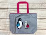 【付録:SuicaのペンギンのBig保冷トートバッグ〈ピンクグレー〉】サイズ:(約)横幅45cm ×高さ32cm× まち13cm (持ち手含まず)