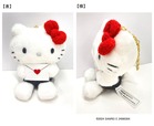 【ハローキティ50周年グッズ】マスコットホルダー　1,980円　サイズ：約 W84×H105×D77mm