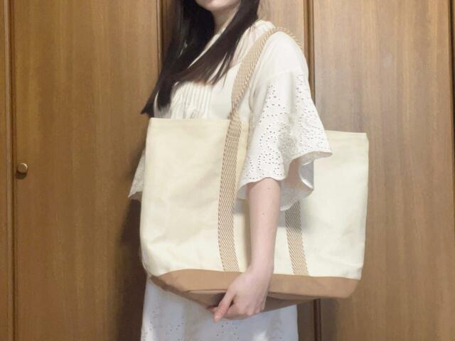 実際に持ってみたサイズ感