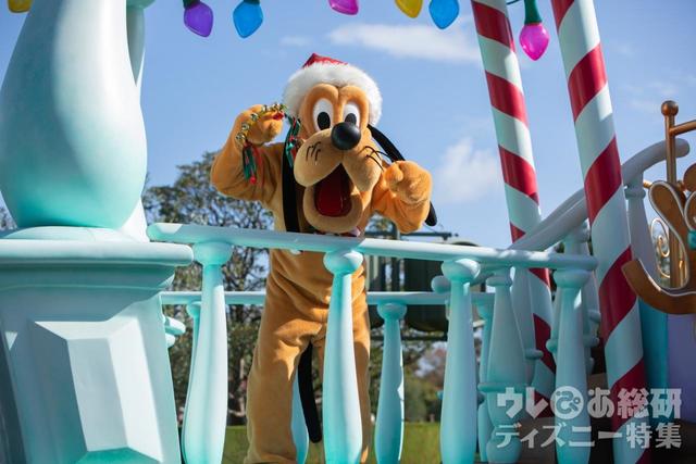 「ミッキー＆フレンズのグリーティングパレード：ディズニー・クリスマス」｜東京ディズニーランド