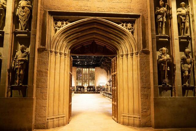 大広間｜ワーナー ブラザース スタジオツアー東京 メイキング・オブ・ハリー・ポッター