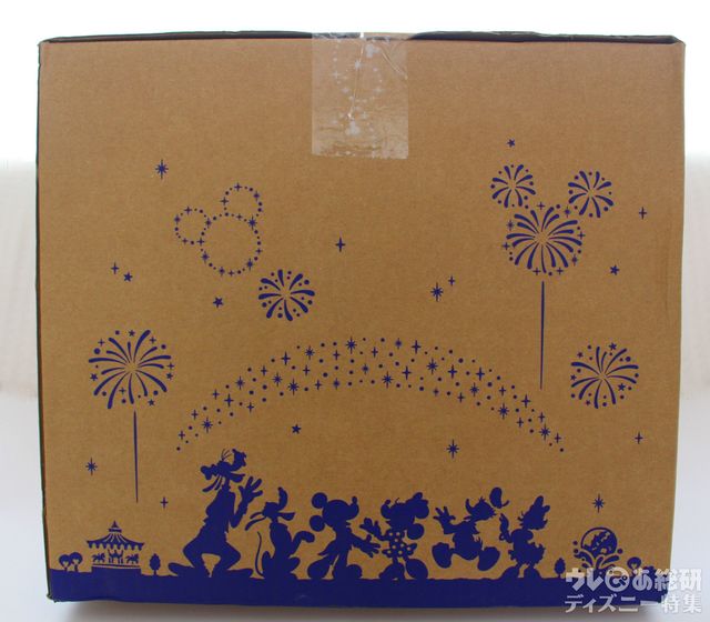 東京ディズニーリゾート・アプリで購入した商品の配送用の箱