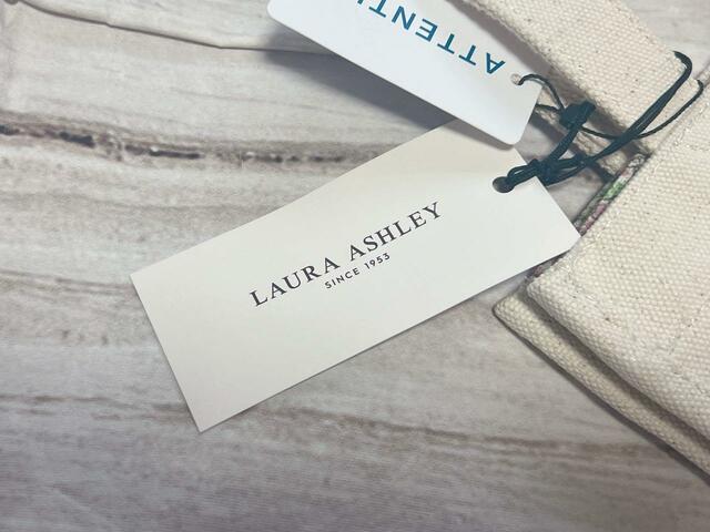 「ローラアシュレイ」のタグもついています♪