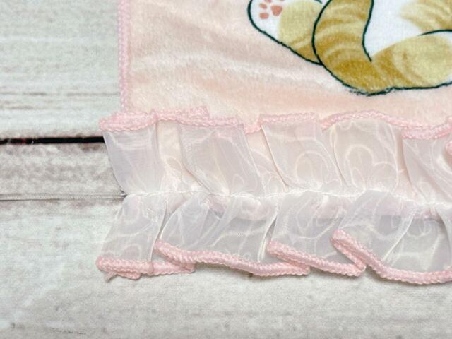 【⼀番くじ mofusand／G賞：ハンドタオル／コースターセレクション】フリル付タオル／立体的なチュール風フリルがかわいい！