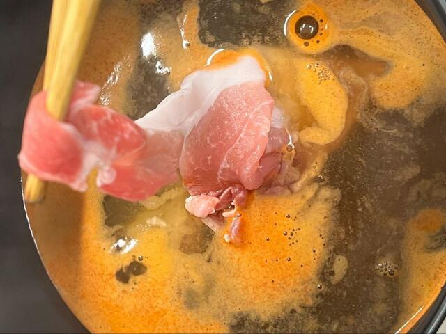 【山善 電気ケトル クッキングポットYRGA-S600(B)】操作に慣れるまでは少し難しい