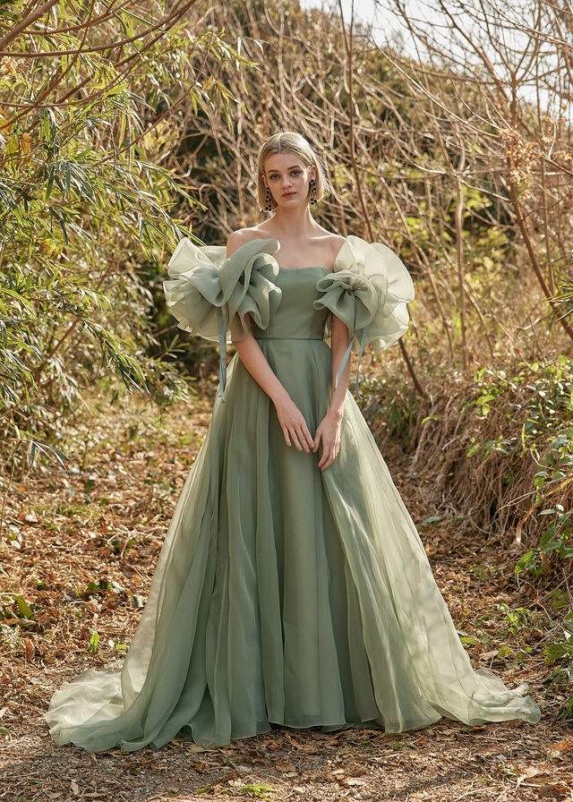 クラウディア｜「K.RANNE-クランネ-」新作ウェディングドレス｜KNE0041_Green