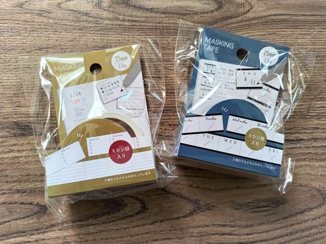 【キャンドゥ】マスキングテープ　25mm幅　ミシン目（コンテンツ白黒／ウィークリー白黒）／手帳や日記で活躍！