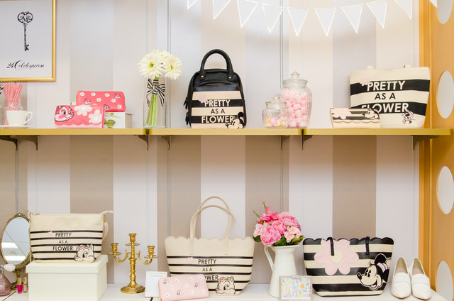 ナチュラルガーリーなストライプライン