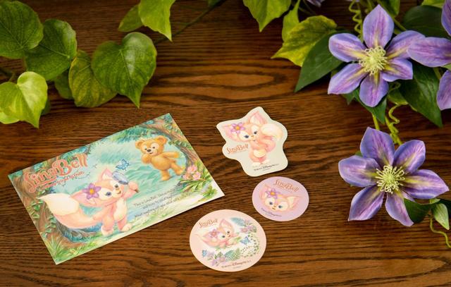 ポストカード＆ステッカー 600円｜サイズ：(ポストカード)縦約10×横約15cm、(ステッカー)[ダイカット：縦約7×横約6cm大：直径約6cm、小：直径約4.5cm]