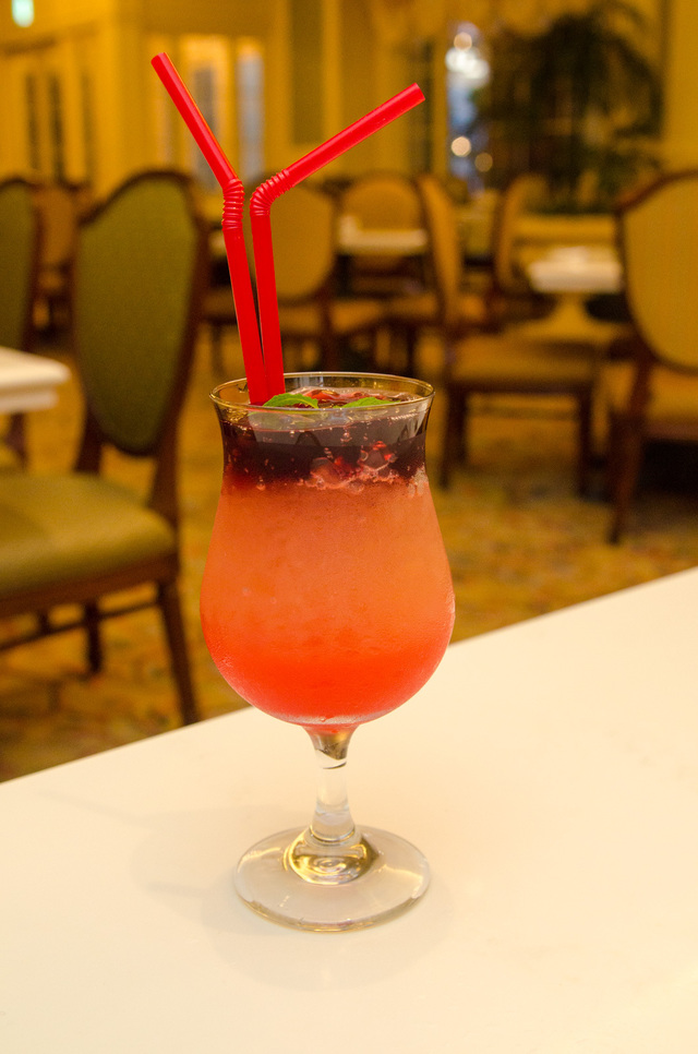 「シャーウッドガーデン・レストラン」スペシャルノンアルコールカクテル〜アナ〜|東京ディズニーランドホテル 2016年「アナとエルサのフローズンファンタジー」