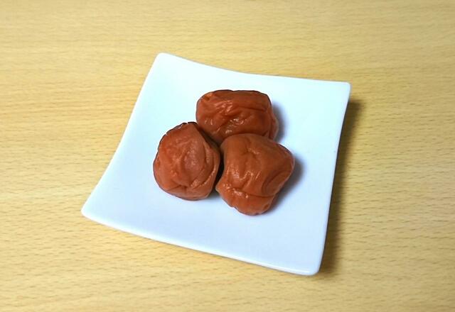 【中田食品　梅ぼし田舎漬　650g　1998円】1粒あたりのサイズは、約3～4cmと大きめ