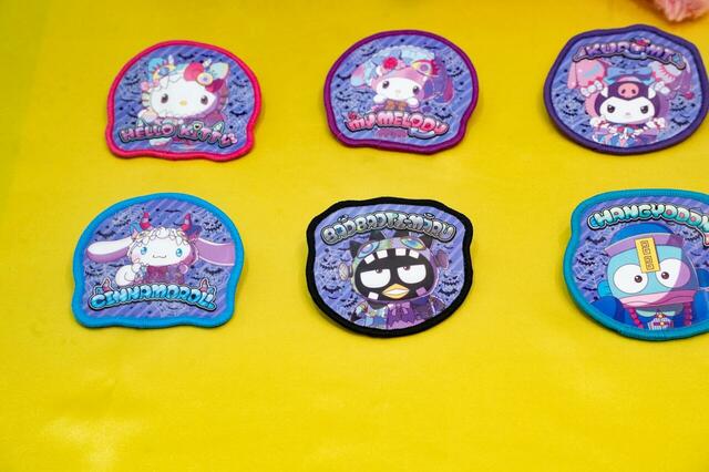 PUROMONSTERSCRAMBLE ポンポンチャーム(ハローキティ)1,540円（税込）