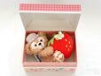 「ダッフィー＆フレンズのハートフェルト・ストロベリーギフト」アソ―テッド・チョコレートの箱サイズ感