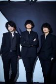 『ドクター・デスの遺産－BLACK FILE－』綾野剛＆[Alexandros]インタビュー